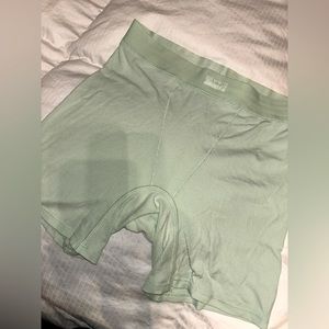 Gently used. Skims boxer/tank set. Mint green. Size medium